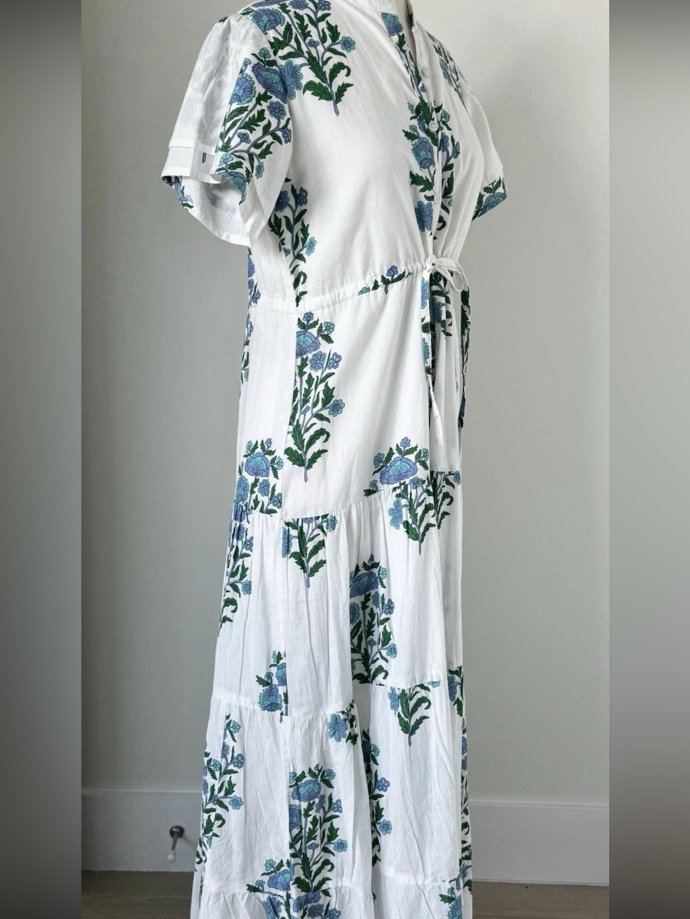 Victoria Dunn Magnolia Flutter Sleeve White Block Print Dress - Picture 4 of 8